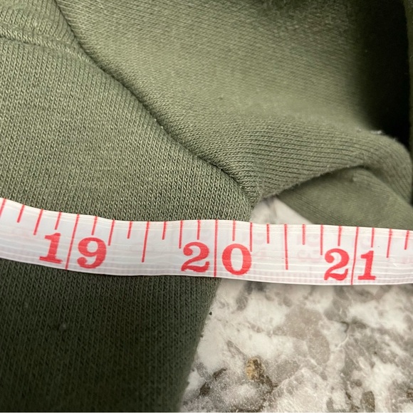 Champion Green Crewneck Sweatshirt Olive Sage Green Men’s Small - Picture 6 of 8